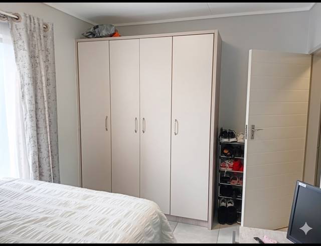 2 BEDROOM APARTMENT FOR SALE IN AMBERFIELD